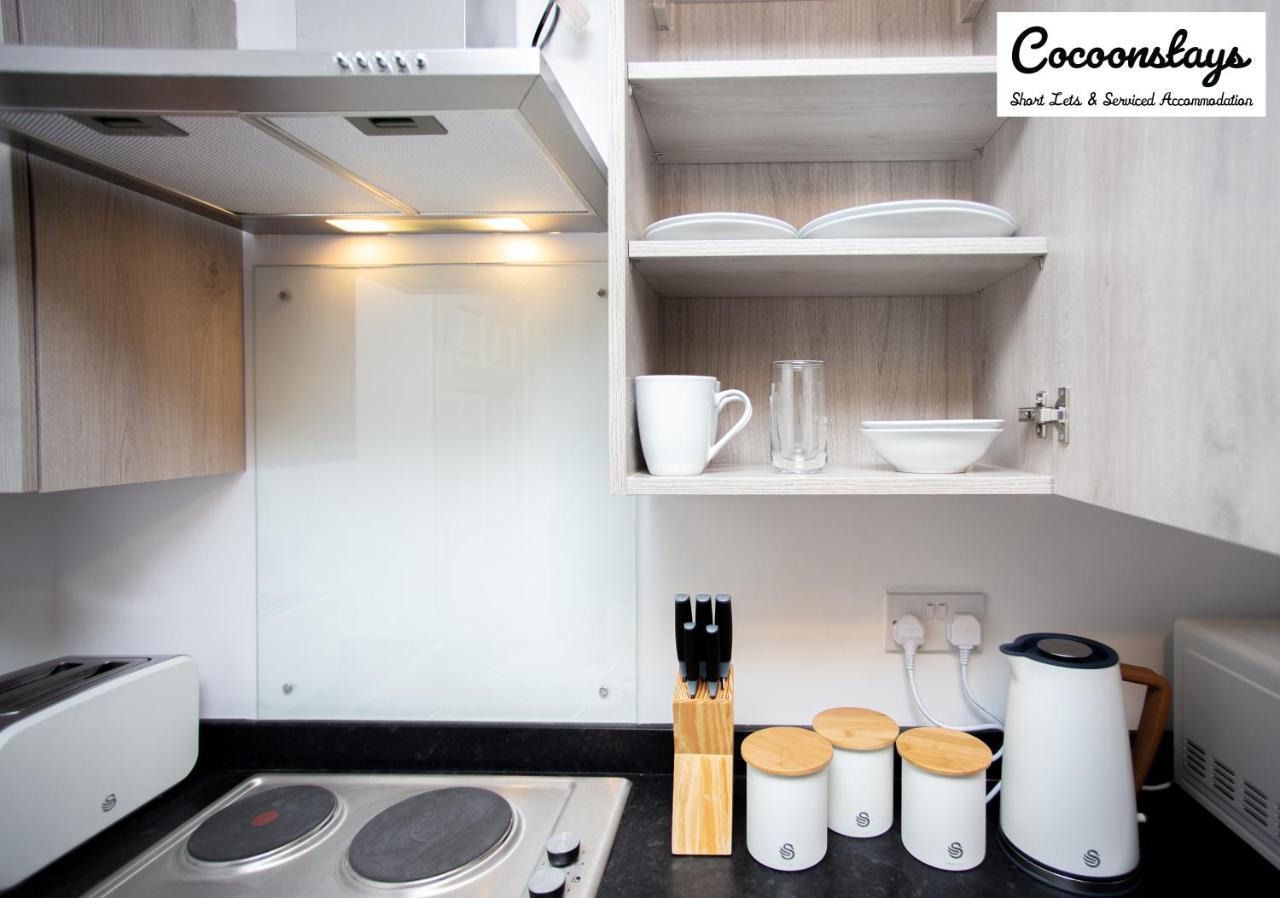 Cocooonstays Short Lets & Accommodation Slough Bagian luar foto