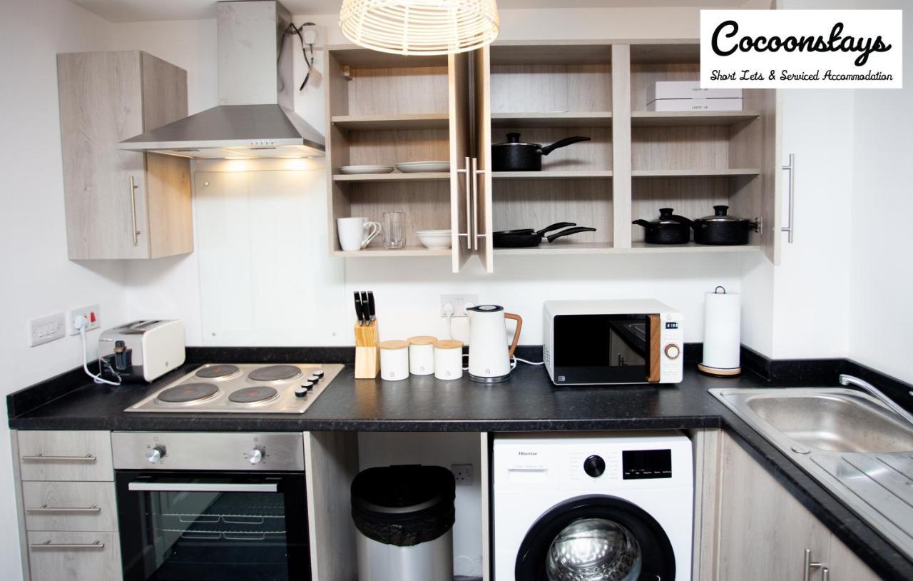 Cocooonstays Short Lets & Accommodation Slough Bagian luar foto